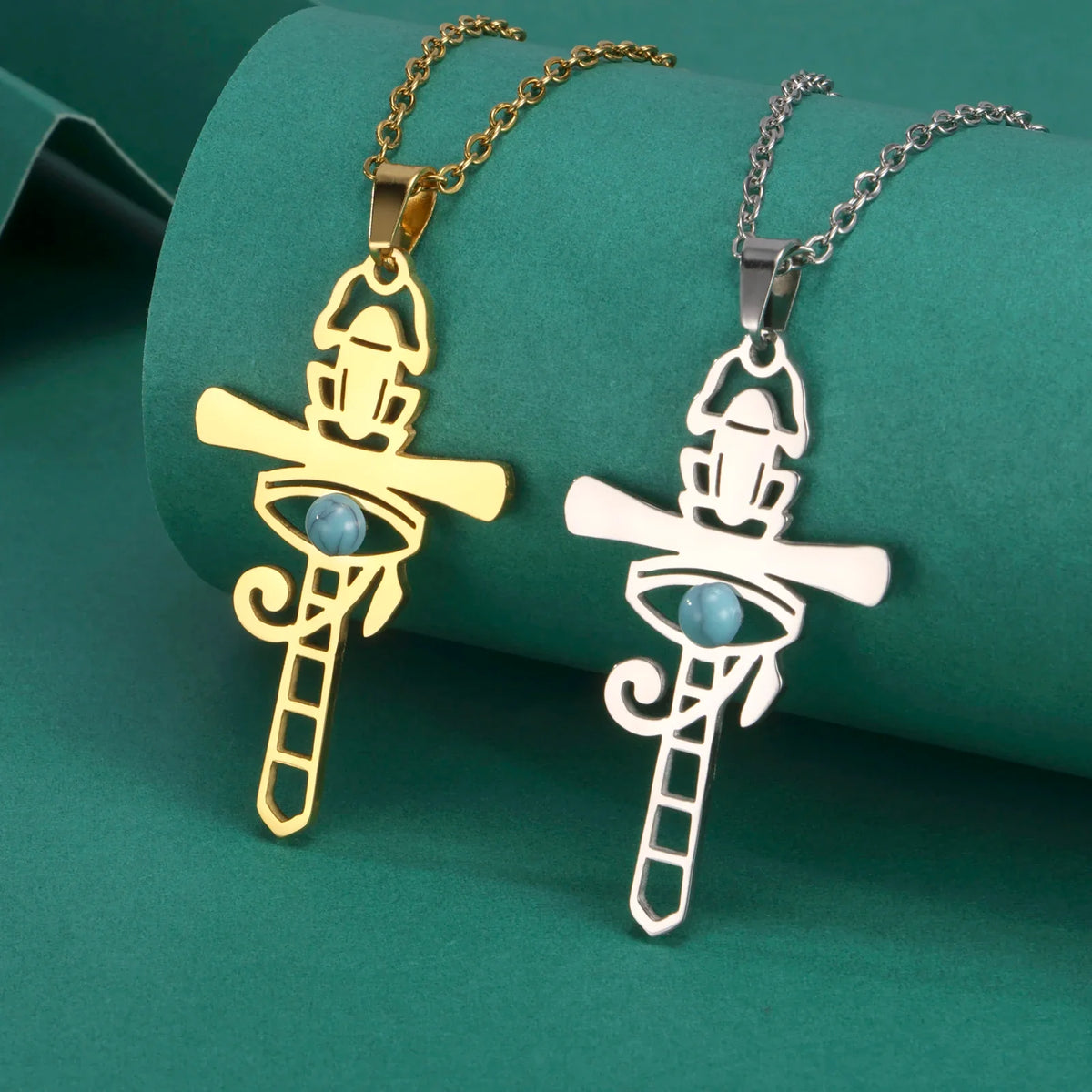 Colares Olho de Hórus e Ankh – vista 3