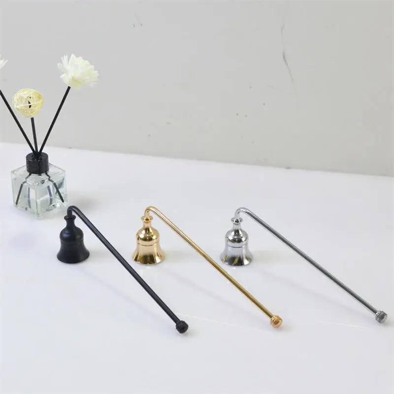 APAGADOR DE VELAS EM METAL – CUIDADO PARA SEUS RITUAIS