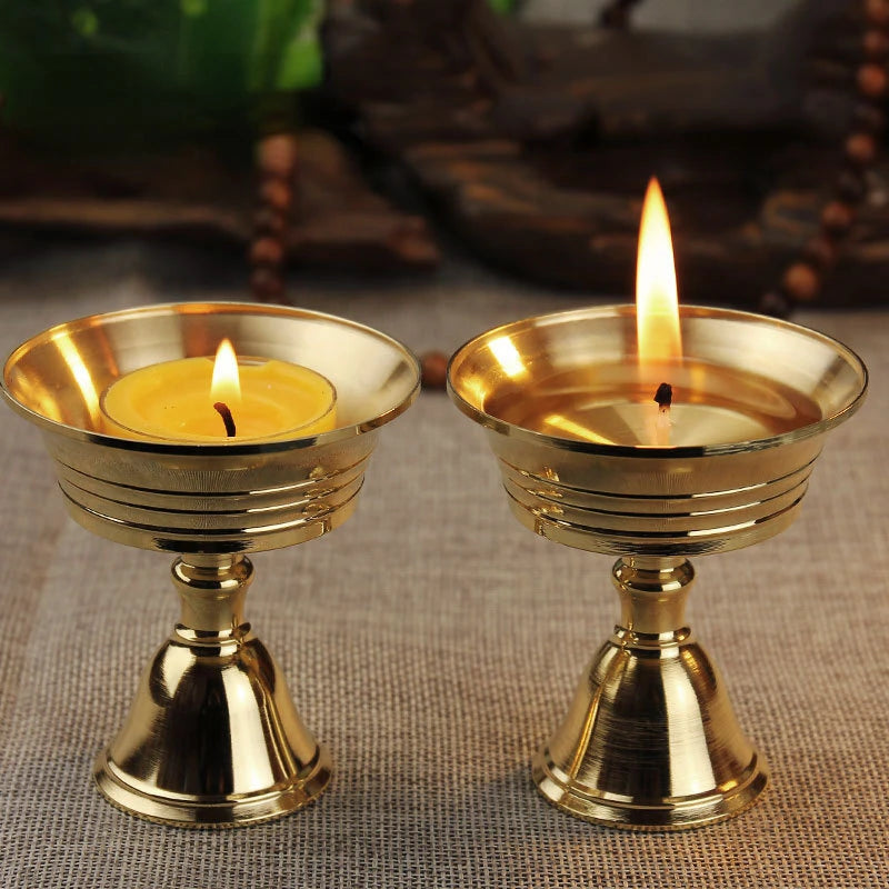 CASTIÇAL EM TOM DE COBRE — LUZ E CONTEMPLAÇÃO