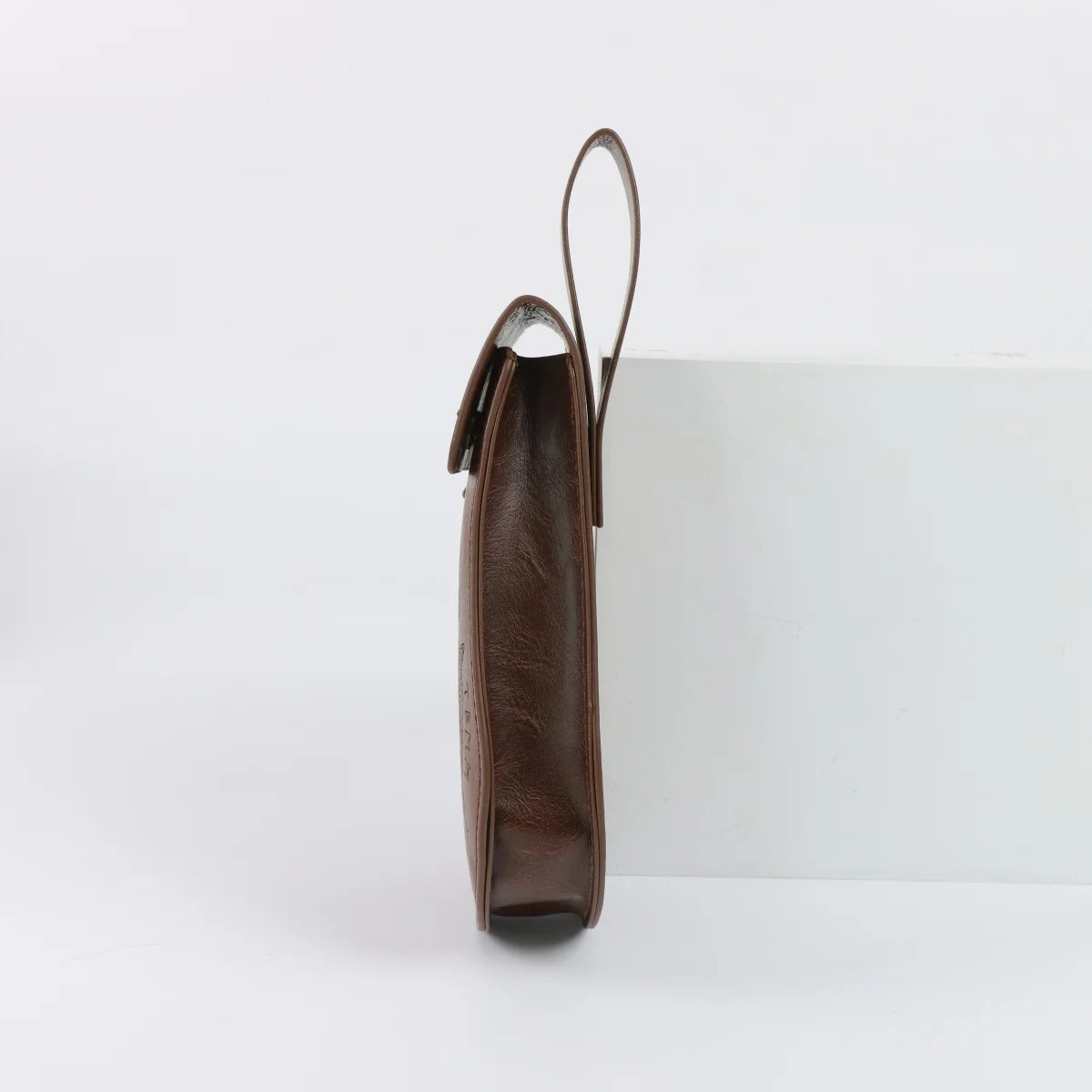BOLSA MEDIEVAL COM RELEVO — UM TOQUE NÓRDICO