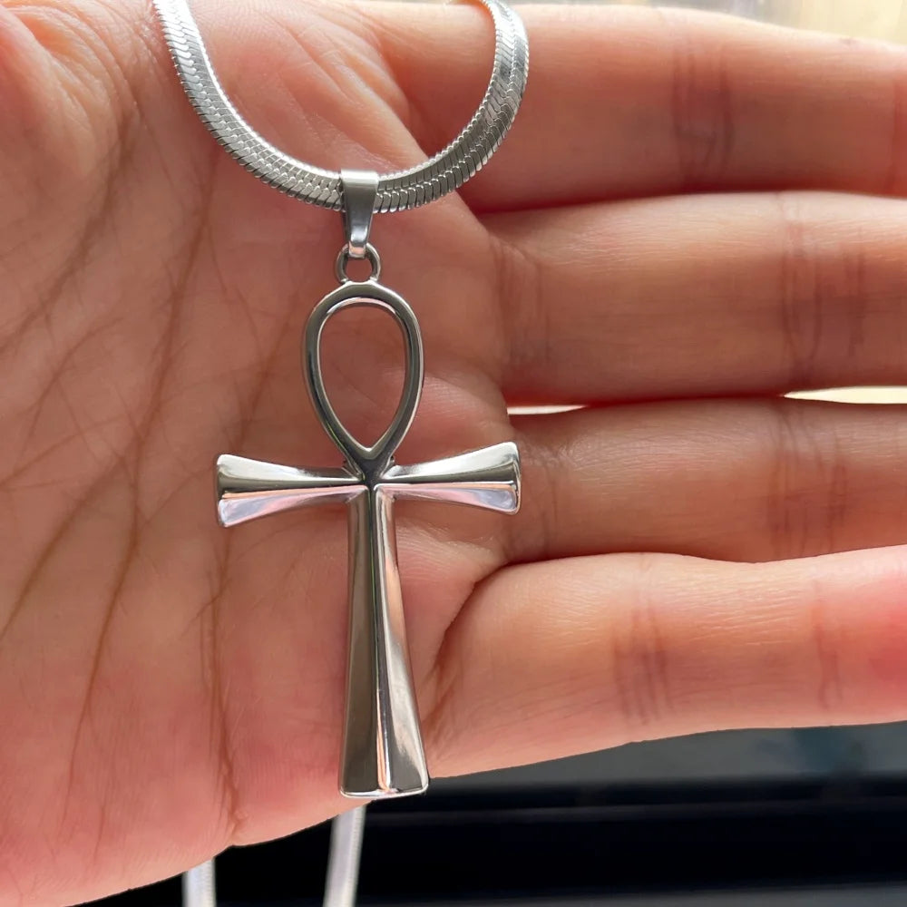 COLAR ANKH COM CORRENTE LAMINADA – VIDA E CONTINUIDADE