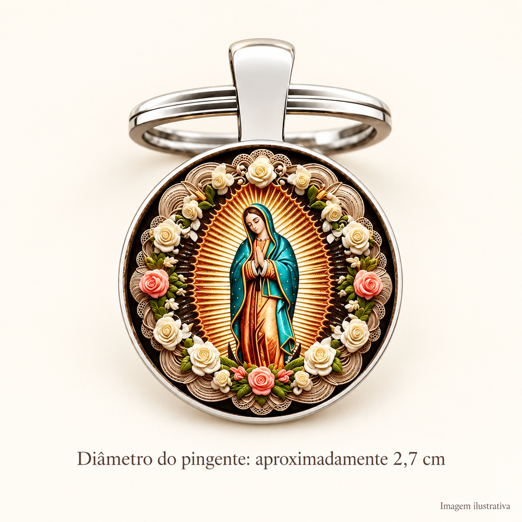 CHAVEIRO NOSSA SENHORA DE GUADALUPE COM DETALHES FLORAIS – DEVOÇÃO E PRESENÇA — imagem ilustrativa com medidas aproximadas