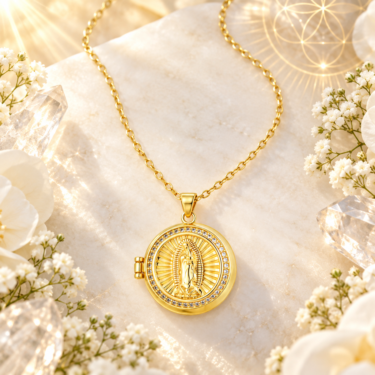 COLAR RELICÁRIO NOSSA SENHORA DE GUADALUPE COM ZIRCÔNIAS